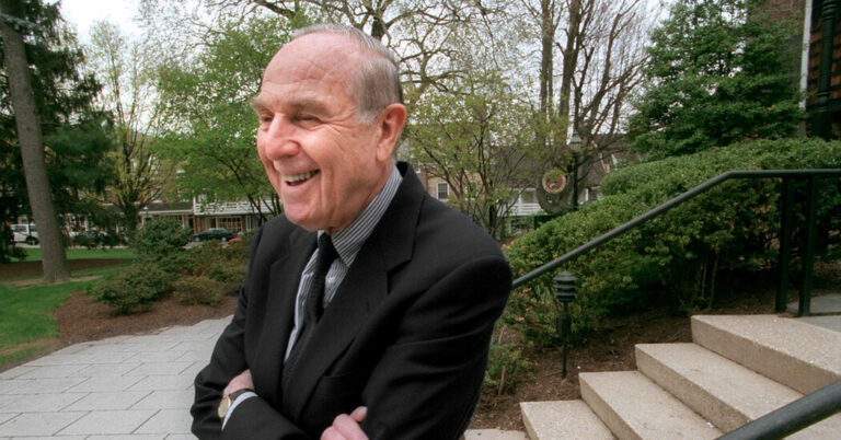 Victor R. Fuchs, « doyen » des économistes américains de la santé, décède à 99 ans