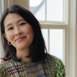 Comment Rachel Khong évoque les mondes, dans ses livres et au-delà