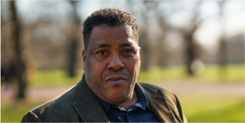 Roy Williams sur le jaune de Dael Orlandersmith