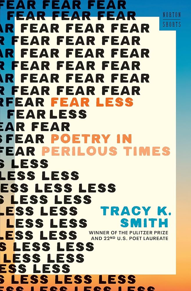 Tracy K. Smith, <a class="external" href="https://bookshop.org/a/132/9781324050988" target="_blank" rel="noopener"><em>Moins de peur : la poésie en des temps périlleux</em></a> ; conception de la couverture par Sarahmay Wilkinson (WW Norton, 18 novembre)&rsquo; width= »658&Prime; height= »1000&Prime;> Tracy K. Smith, <em>N’ayez pas peur : la poésie en des temps périlleux</em>; conception de la couverture par Sarahmay Wilkinson (WW Norton, 18 novembre)</span></p>
<p>La transition de FEAR à LESS est extrêmement cool.</p>
</div><!-- .entry-content -->
	</div>
</article><!-- #post-15265 -->

<div class="entry-author entry-author-style-normal">
	<div class="entry-author-profile author-profile vcard">
		<div class="entry-author-avatar">
			<img src="https://www.24heuresdulivre.fr/wp-content/uploads/2024/03/24heuresdulivre-3-150x150.jpg" width="80" height="80" srcset="https://www.24heuresdulivre.fr/wp-content/uploads/2024/03/24heuresdulivre-3.jpg 2x" alt="Alice" class="avatar avatar-80 wp-user-avatar wp-user-avatar-80 alignnone photo" />		</div>
		<b class="entry-author-name author-name fn">Alice</b>
				<div class="entry-author-description author-bio">
			<p>En tant que rédactrice pour le média 24 heures du livre, je suis passionnée de littérature et j