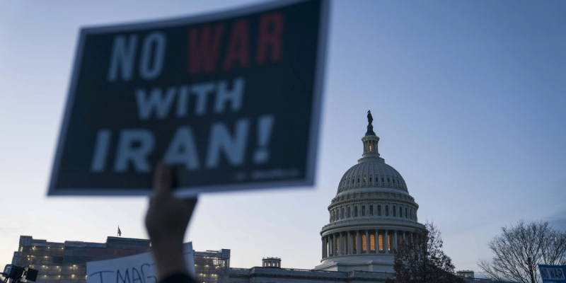 Une mini liste de lectures pour comprendre ce qui se passe en Iran.