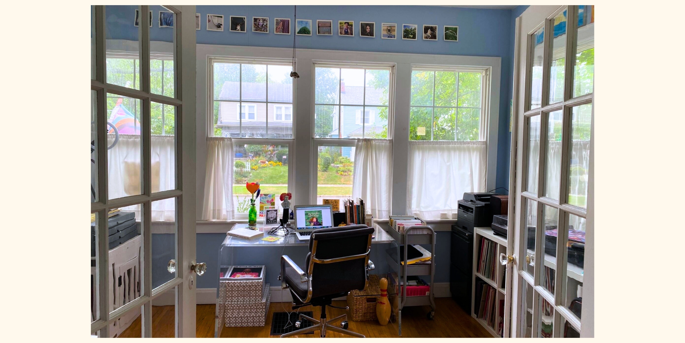 Visitez l'espace d'écriture de la poète Maggie Smith