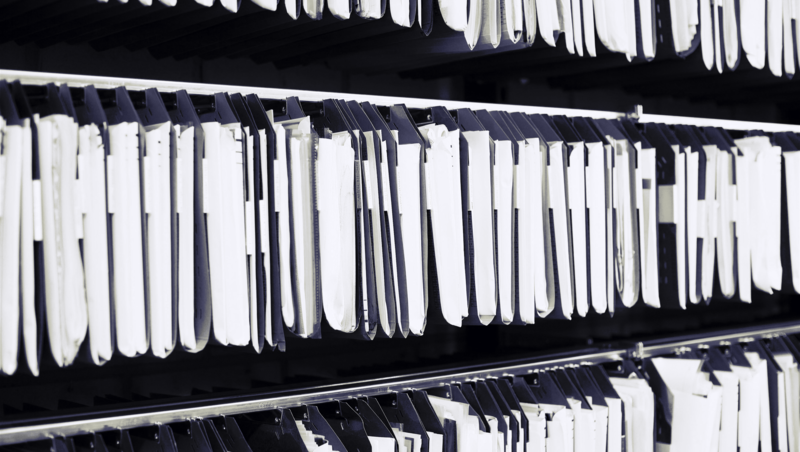 Dead Matter : sur l'écriture à partir et au-delà des archives