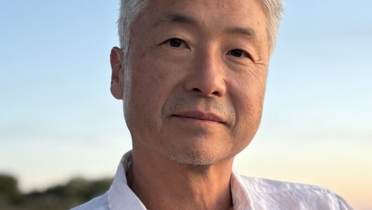 Chang-rae Lee sur la transformation de son enfance d'immigré en fiction
