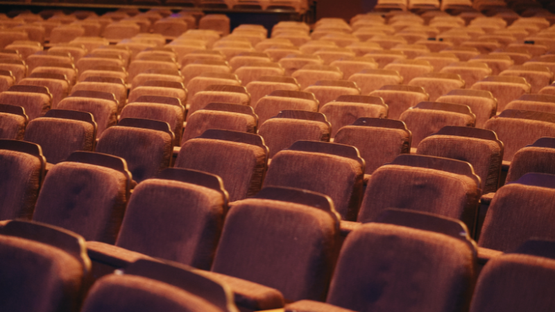 Vous avez le blocage de l'écrivain ? Allez au Théâtre !
