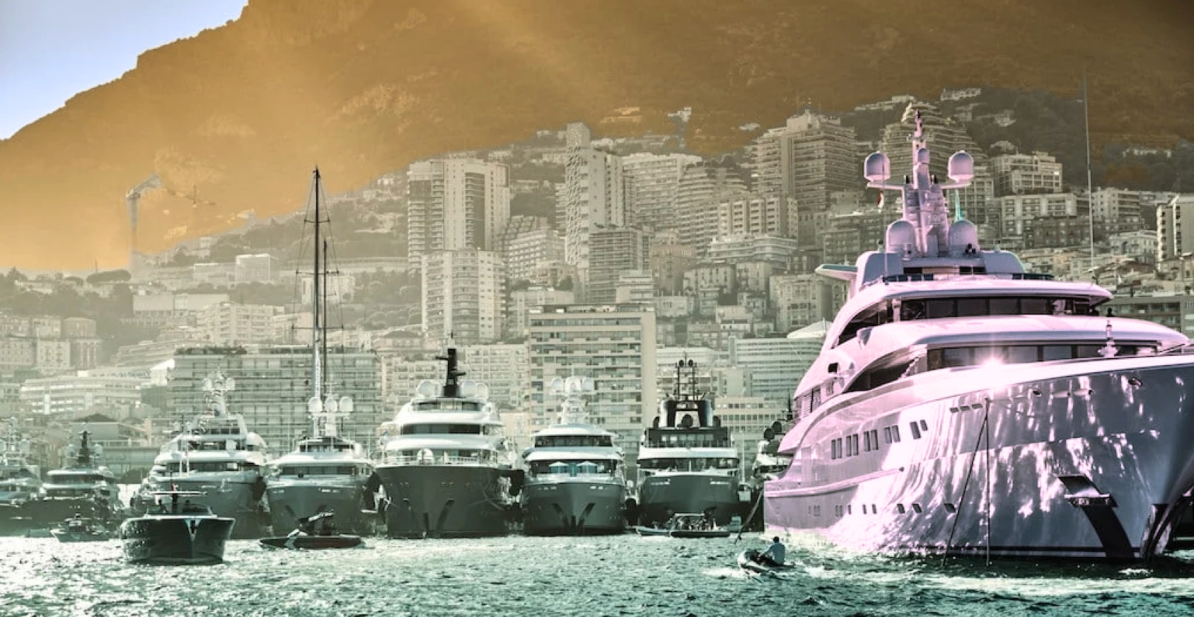 Comment naît un roman parmi les superyachts de Monaco
