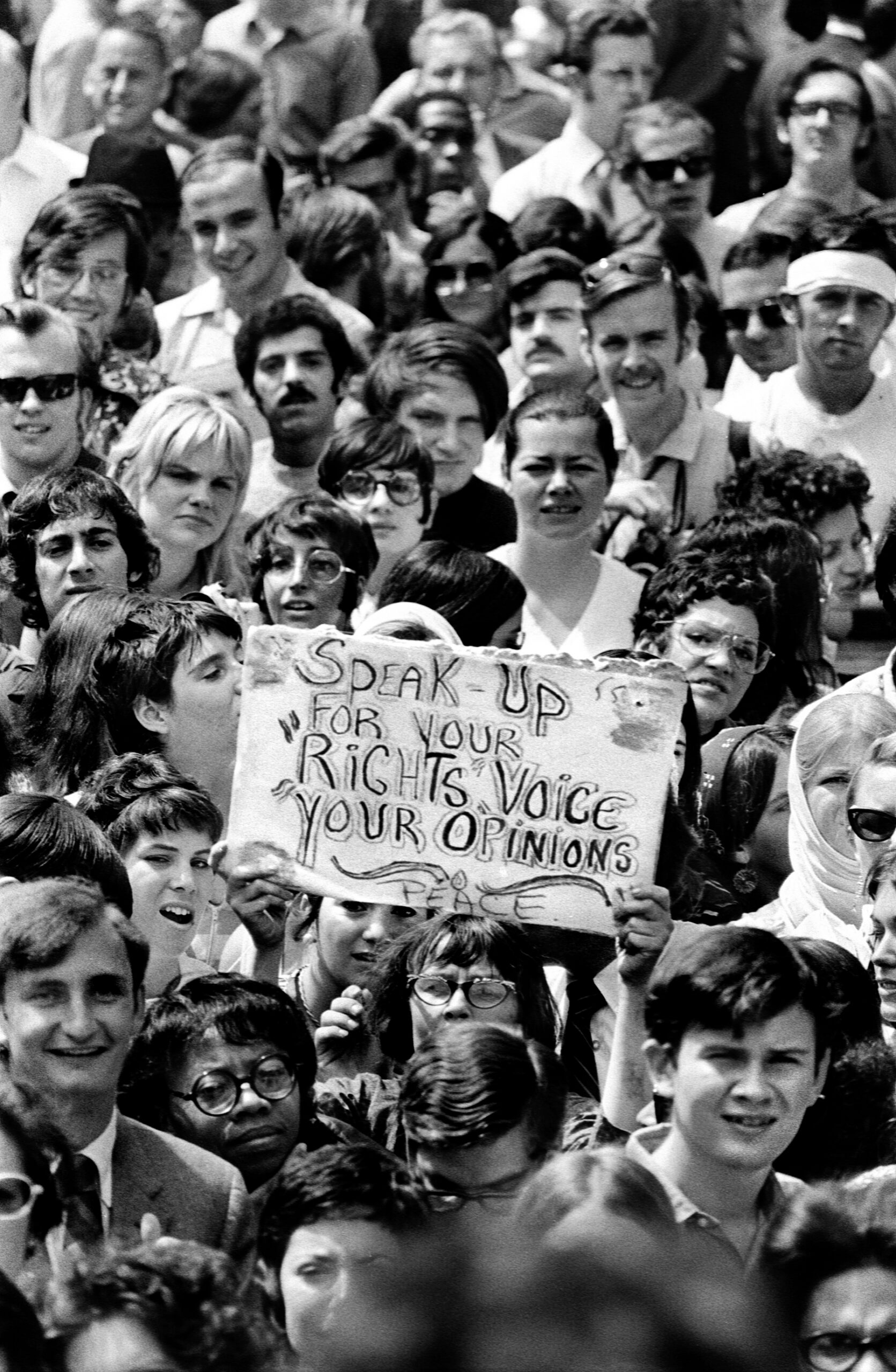 NYC : 1ÈRE JOURNÉE POUR L'ÉGALITÉ DE LA MARCHE DES FEMMES, LES FEMMES EN GRÈVE LE 26 AOÛT 1970
